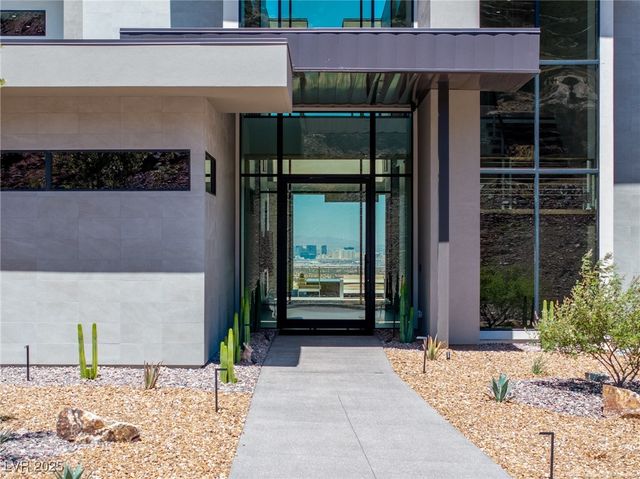 25 Rockstream Drive, Henderson, NV 89012