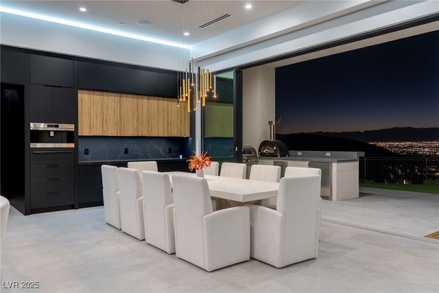 25 Rockstream Drive, Henderson, NV 89012