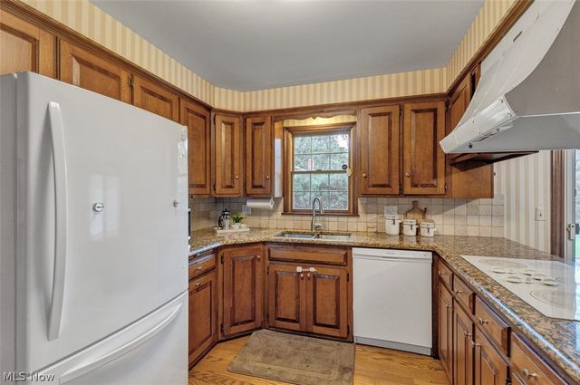 5045 Clubside Road, Lyndhurst, OH 44124
