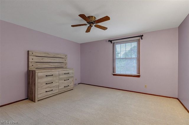 5045 Clubside Road, Lyndhurst, OH 44124