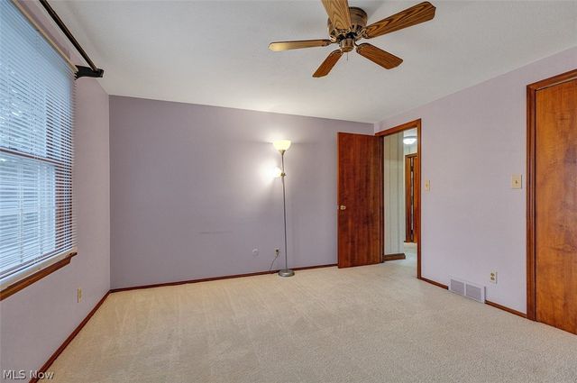 5045 Clubside Road, Lyndhurst, OH 44124