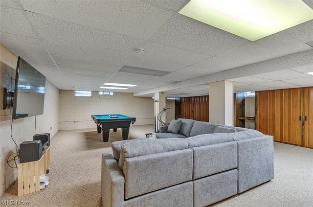 5045 Clubside Road, Lyndhurst, OH 44124