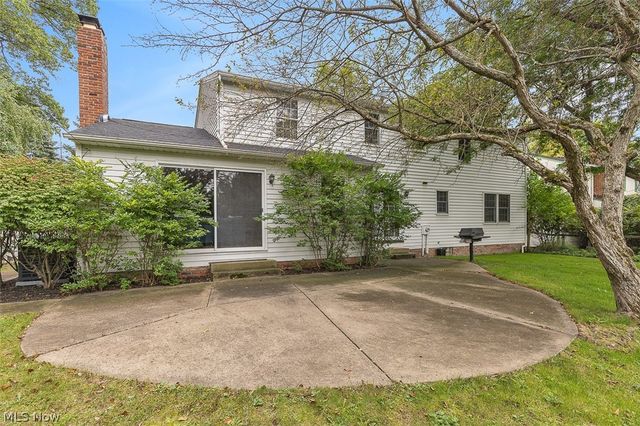 5045 Clubside Road, Lyndhurst, OH 44124