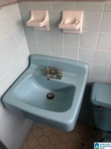 1604 BROOKFIELD LANE, Birmingham, AL 35214