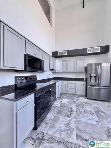 11 West 2nd Street 101, Bethlehem City, PA 18015