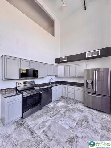 11 West 2nd Street 101, Bethlehem City, PA 18015