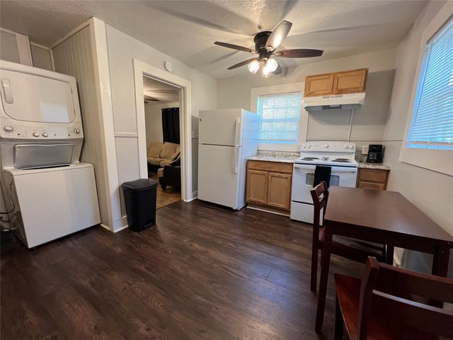 617 12th Street 3, Huntsville, TX 77340