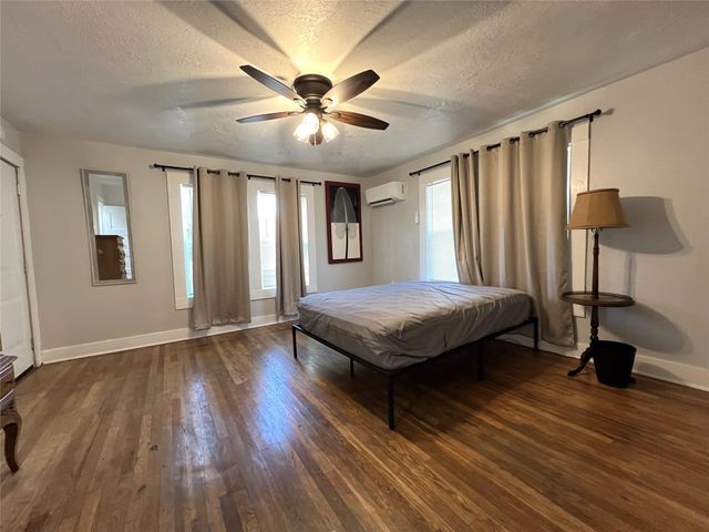 617 12th Street 3, Huntsville, TX 77340