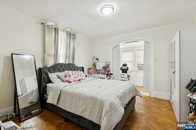 8617 Smith Avenue, North Bergen, NJ 07047