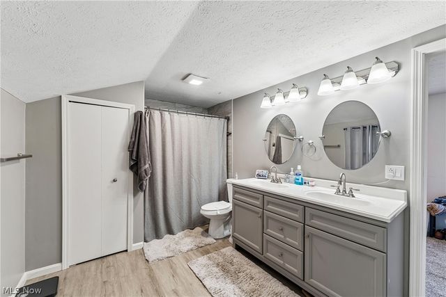 6711 Norwalk Road, Medina, OH 44256