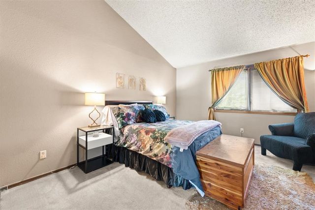10033 Hefner Village Terrace, Oklahoma City, OK 73162