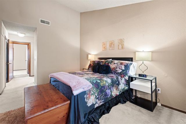 10033 Hefner Village Terrace, Oklahoma City, OK 73162