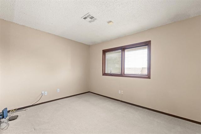10033 Hefner Village Terrace, Oklahoma City, OK 73162
