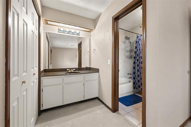 10033 Hefner Village Terrace, Oklahoma City, OK 73162