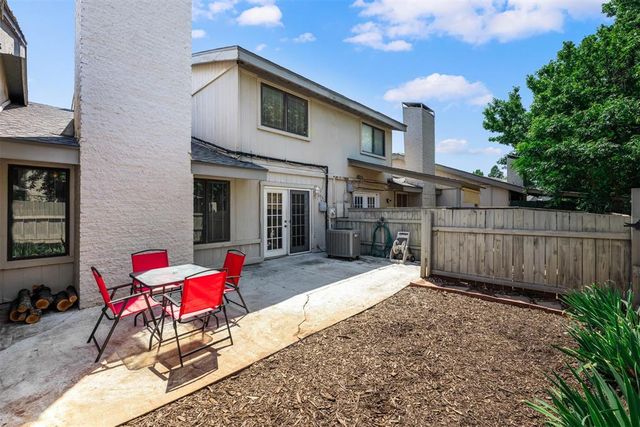 10033 Hefner Village Terrace, Oklahoma City, OK 73162