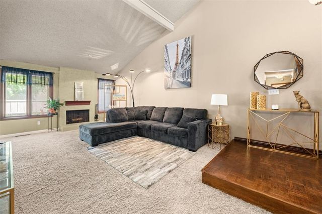 10033 Hefner Village Terrace, Oklahoma City, OK 73162
