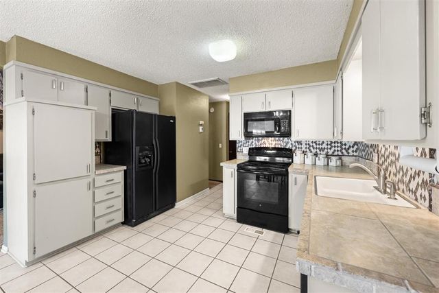 10033 Hefner Village Terrace, Oklahoma City, OK 73162