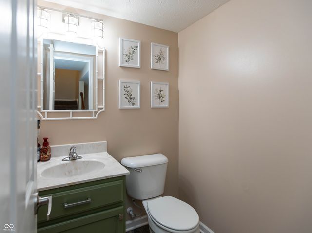 7422 Frolic Drive, Brownsburg, IN 46112