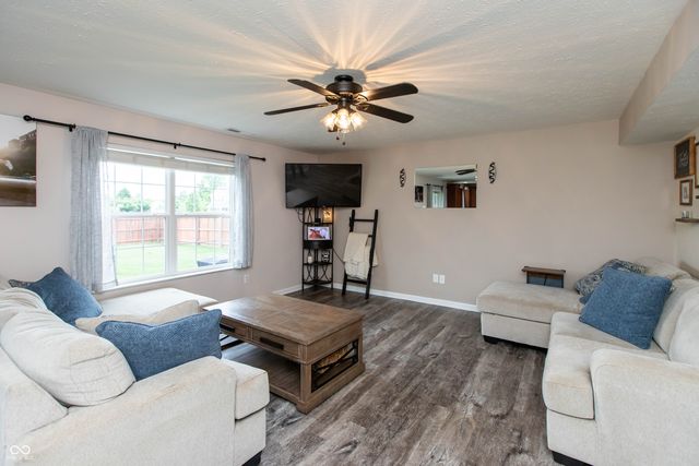 7422 Frolic Drive, Brownsburg, IN 46112