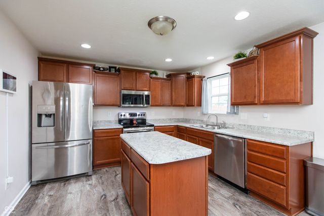 7422 Frolic Drive, Brownsburg, IN 46112