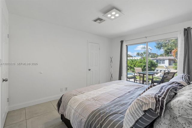 3035 Hayes St, Hollywood, FL 33021