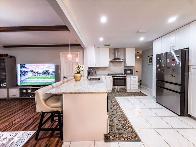 898 CORVETTE DRIVE, Largo, FL 33771
