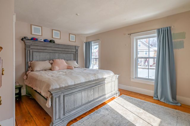 11 Souhegan Street, Milford, NH 03055