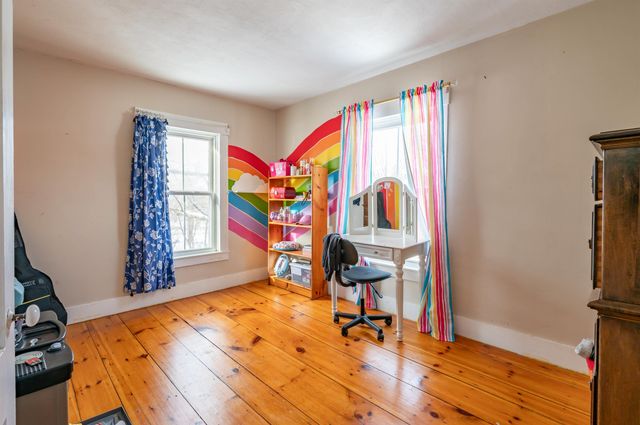 11 Souhegan Street, Milford, NH 03055