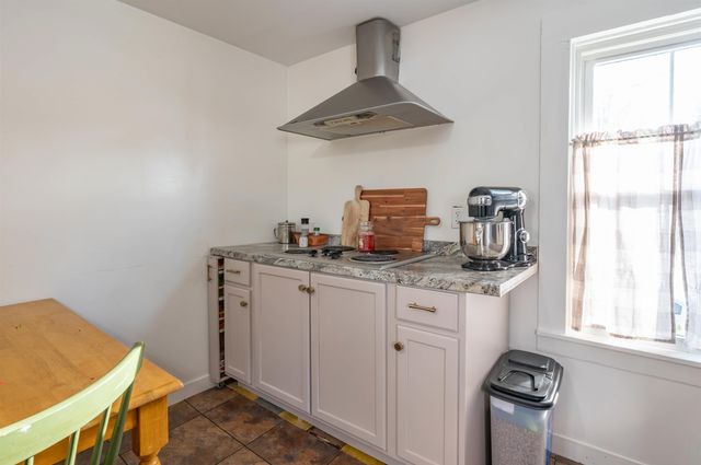 11 Souhegan Street, Milford, NH 03055