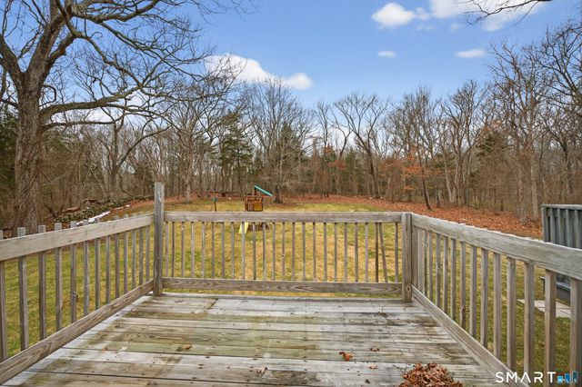 258 Nut Plains Road, Guilford, CT 06437