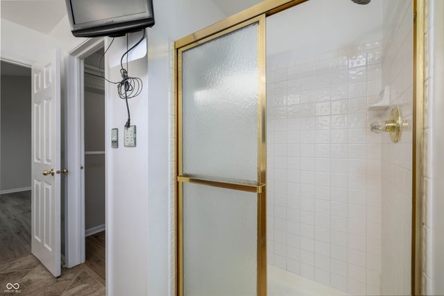 6357 Hollingsworth Drive, Indianapolis, IN 46268