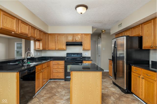 6357 Hollingsworth Drive, Indianapolis, IN 46268