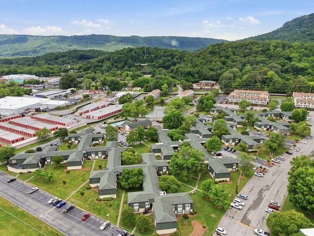 900 Mountain Creek Rd Apt T391, Chattanooga, TN 37405