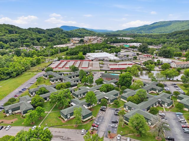 900 Mountain Creek Rd Apt T391, Chattanooga, TN 37405