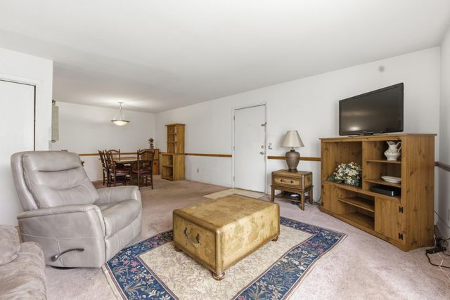 900 Mountain Creek Rd Apt T391, Chattanooga, TN 37405