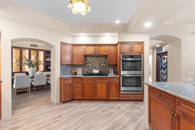 12107 N Sliding Rock Place, Oro Valley, AZ 85755