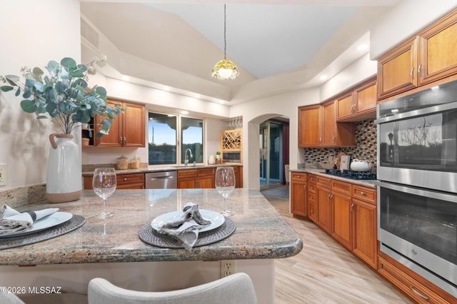 12107 N Sliding Rock Place, Oro Valley, AZ 85755