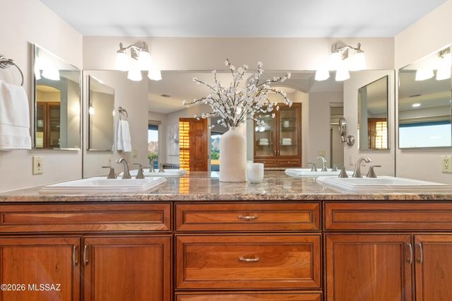 12107 N Sliding Rock Place, Oro Valley, AZ 85755