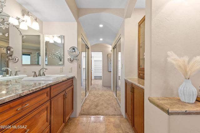 12107 N Sliding Rock Place, Oro Valley, AZ 85755