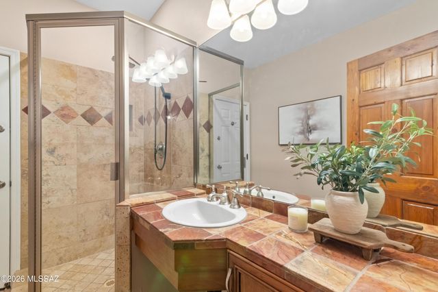 12107 N Sliding Rock Place, Oro Valley, AZ 85755