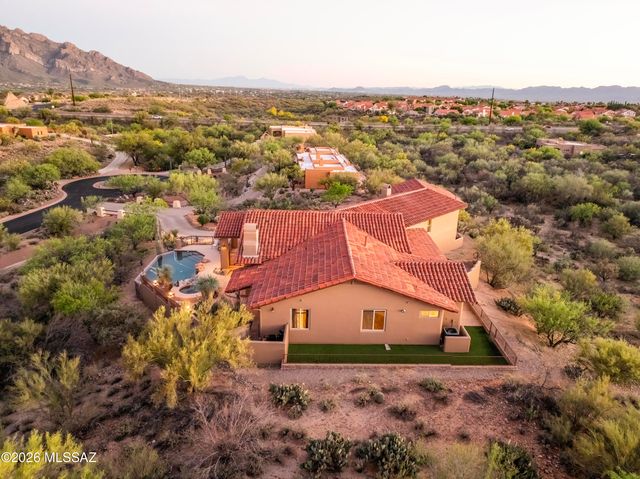 12107 N Sliding Rock Place, Oro Valley, AZ 85755