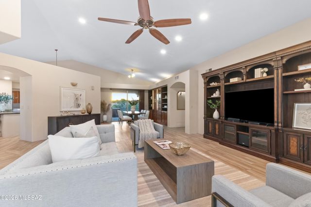 12107 N Sliding Rock Place, Oro Valley, AZ 85755