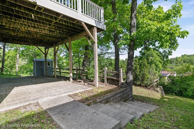 132 Longwood Drive, Ingleside, IL 60041
