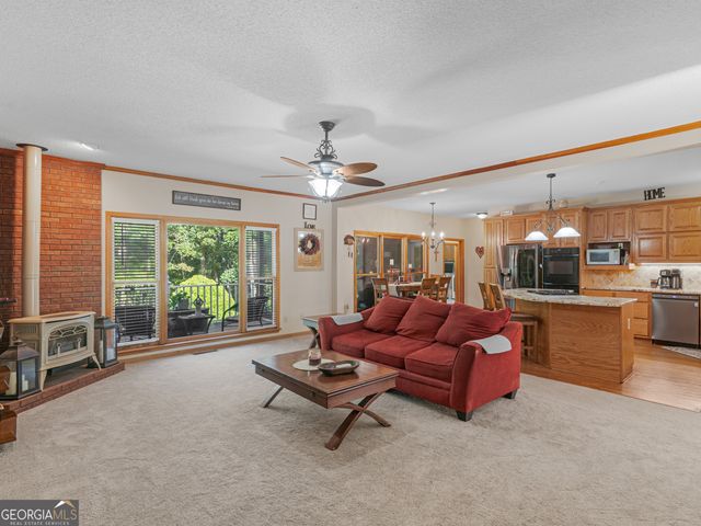 325 Country Side Drive, Mcdonough, GA 30252