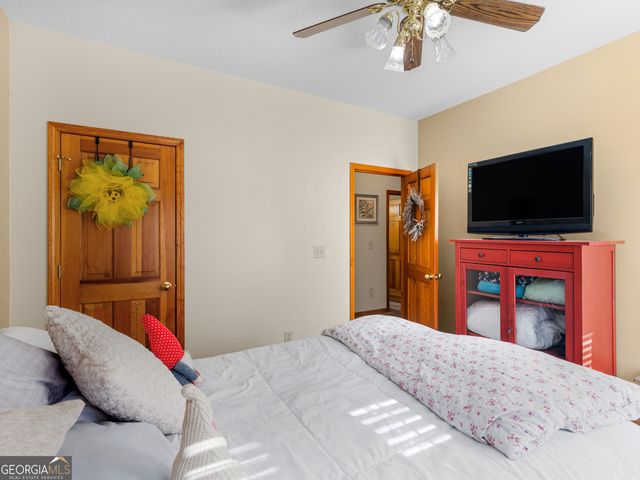 325 Country Side Drive, Mcdonough, GA 30252