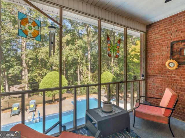 325 Country Side Drive, Mcdonough, GA 30252