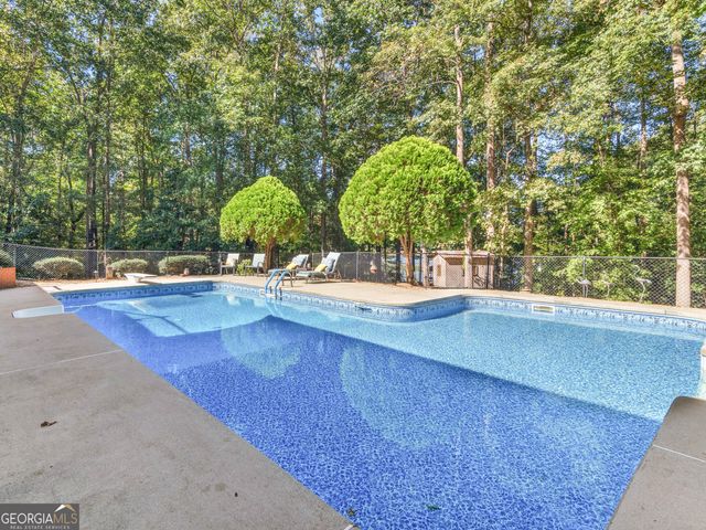 325 Country Side Drive, Mcdonough, GA 30252