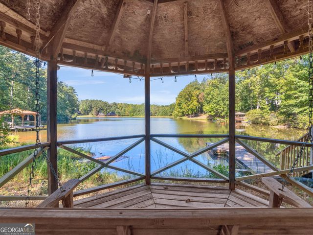 325 Country Side Drive, Mcdonough, GA 30252