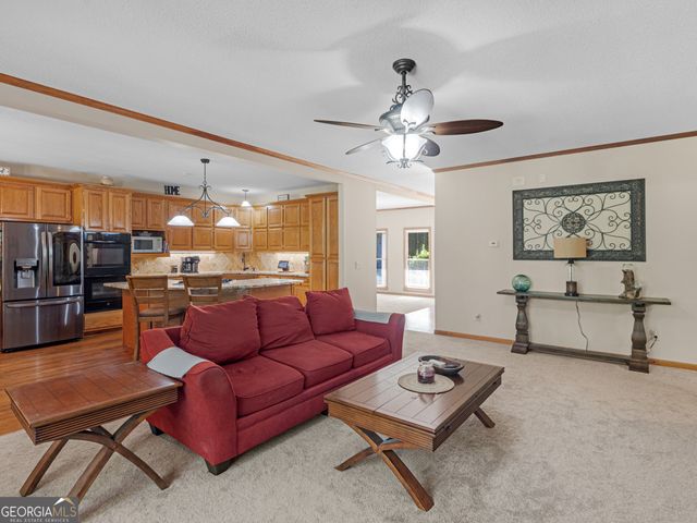 325 Country Side Drive, Mcdonough, GA 30252