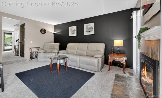 25155 Greenbrooke Drive, Southfield, MI 48033